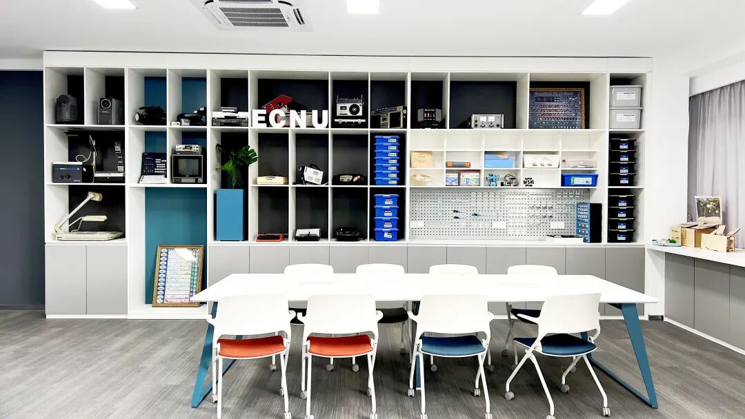 STEM教育中心——激发跨学科创新思考.jpg STEM教育中心——激发跨学科创新思考.jpg