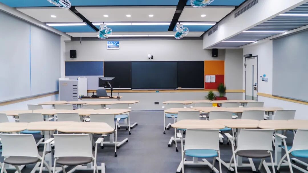 未来教师智慧教育中心——驱动教学模式创新.jpg 未来教师智慧教育中心——驱动教学模式创新.jpg